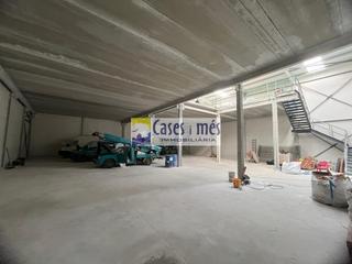 Nave industrial en Massamagrell