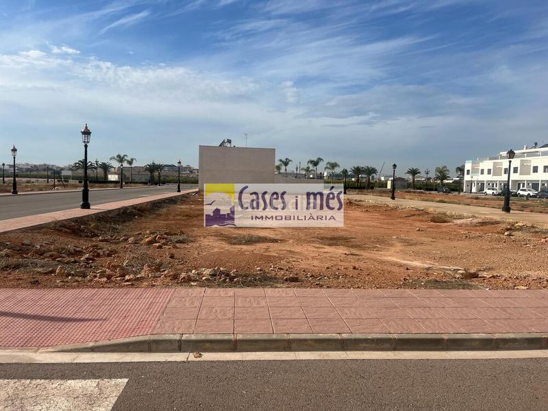 Foto fec4906c-a2e7-40b2-9baa-cf7b26d666a5. Terreny residencial a Rafelbunyol