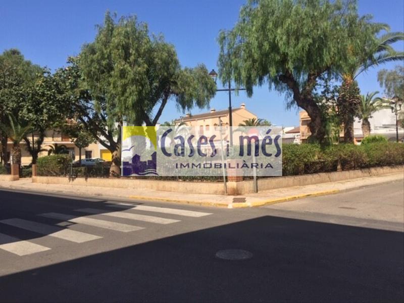 Foto c969b3fa-844f-4785-9836-5c1a964b3236. Terreno residencial en Rafelbunyol