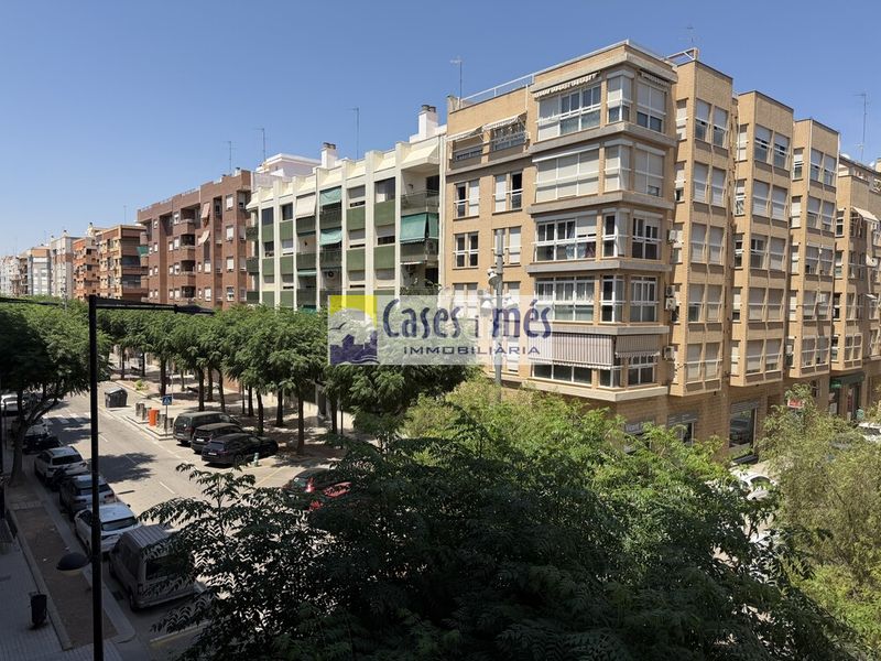 Foto 7f811294-5b96-4c15-be25-1c79d0537f2d. Pis a Ausias March Alboraya
