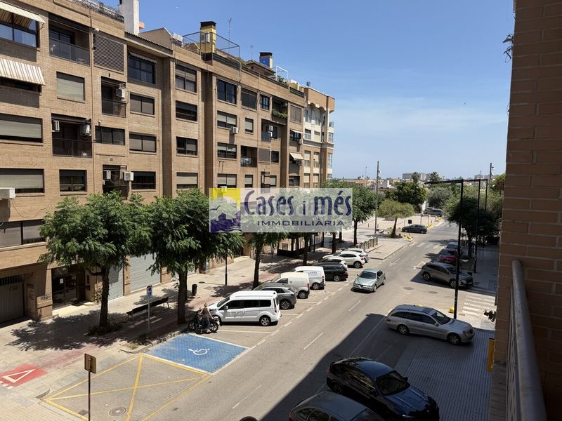 Foto daa5e68c-9886-4272-98f5-5c3ad2a5536f. Pis a Ausias March Alboraya
