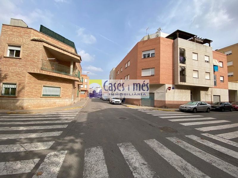 Foto bf4528b7-dac3-4540-85e9-4b36df6afde0. Local comercial a Massamagrell