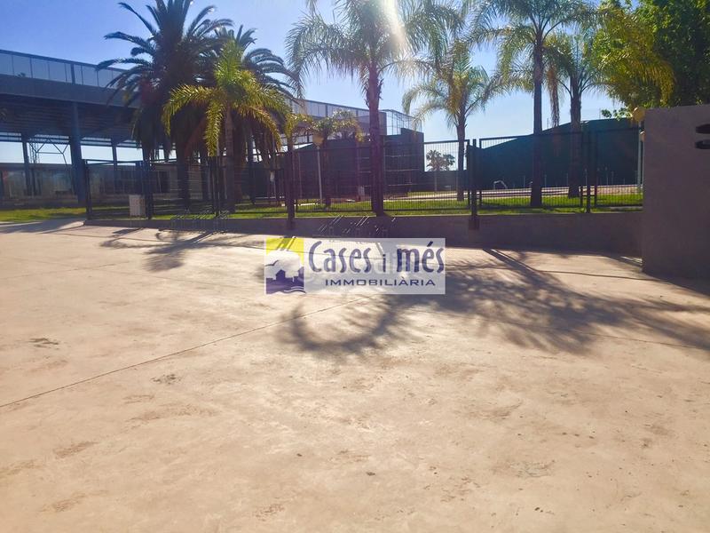 Foto c6d8c774-f2be-418c-b349-ee69ef7783e0. Terreno residenziale in Rafelbunyol