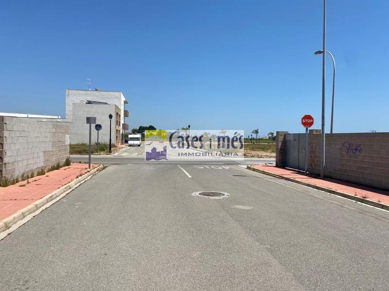 Foto e8b3a3ff-47c2-4f7a-ba4b-7685a39870db. Terreno residenziale in Rafelbunyol