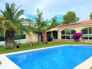 Casa  Del centre. Dos chalets de lujo en un lugar privilegiado