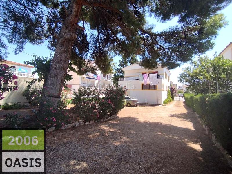 Foto 5e98b906-1fde-421c-abc4-f40f52a3eead. Casa chalet individual en pleno centro de miami playa en Miami Platja