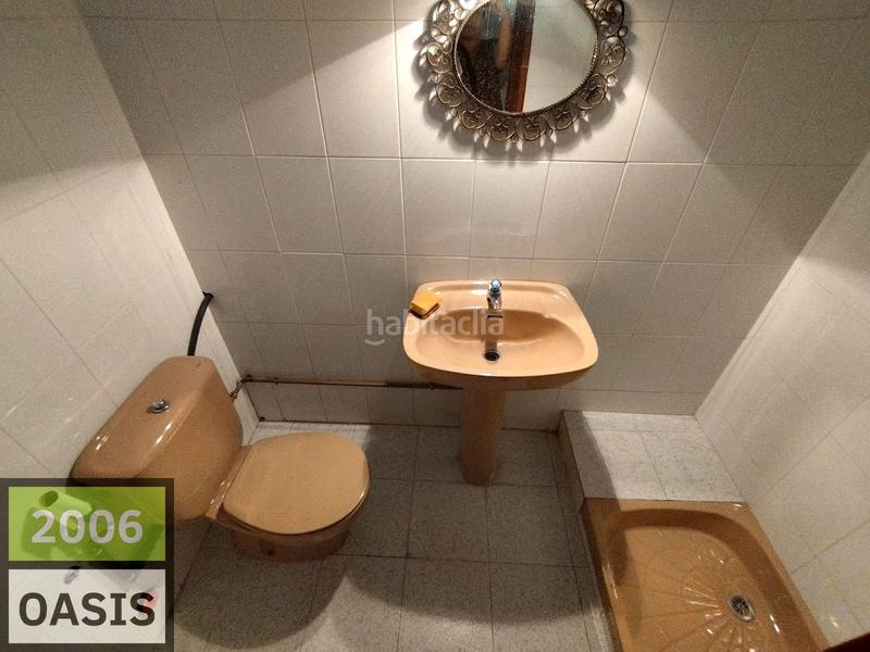 Foto b7cc2cbc-e1c8-4a83-ad76-ee4e1d9c8299. Casa chalet individual en pleno centro de miami playa en Miami Platja