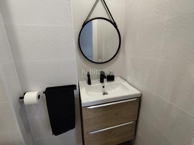 Foto 778f30ec-9aed-4e07-ba11-02d6183b64f9. Ático atico primera linea con licencia turística en miami playa en Miami Platja