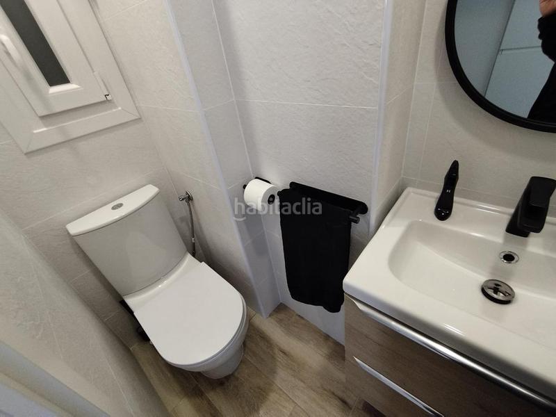 Foto f5998271-4cb3-41b6-a496-534d9677ddab. Ático atico primera linea con licencia turística en miami playa en Miami Platja