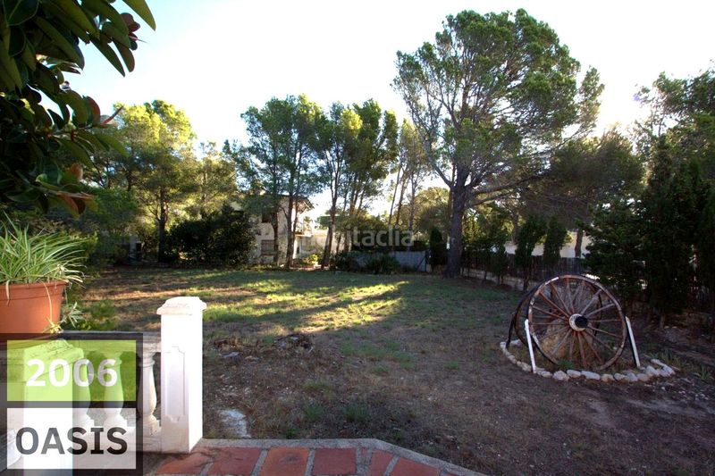 Foto 0dc4b331-6b7d-45dd-be61-6856c588c954. Casa amb aparcament a Calafat Ametlla de Mar (L´)