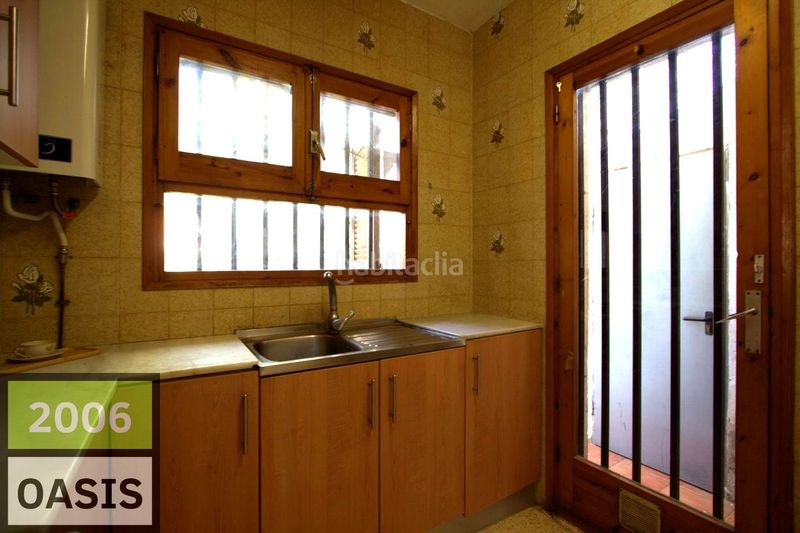 Foto a1529b58-1616-4e66-8e3a-22ce459c70f9. Casa amb aparcament a Calafat Ametlla de Mar (L´)