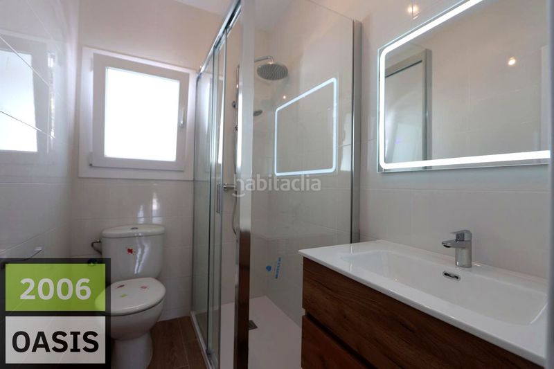 Foto 066658d0-dfee-497d-bc33-5f92a6e40f46. Casa amb aparcament a Centre Miami Platja