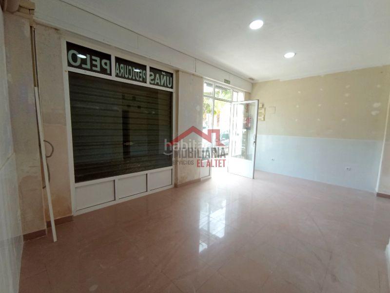 Foto 8103ceb4-d995-4601-a02e-ca32a0d01f34. Rent business premise in calle grumete 7 in El Altet Elche / Elx