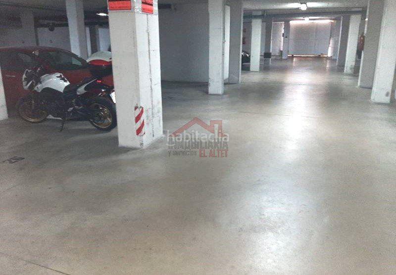 Foto 424abe13-4280-4f32-93b6-863302ea8a1c. Parking coche en carrer joaquín grau garcía 4 en Ciutat Esportiva Elche / Elx