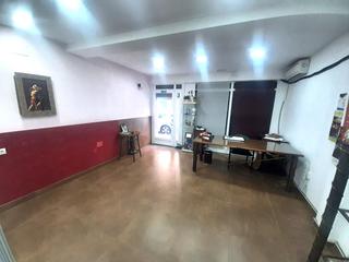 Local commercial à Carrer Mariano Luiña