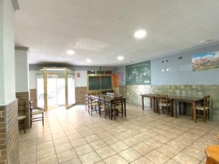 Local Comercial en Avinguda sant francesc 24. Local comercial