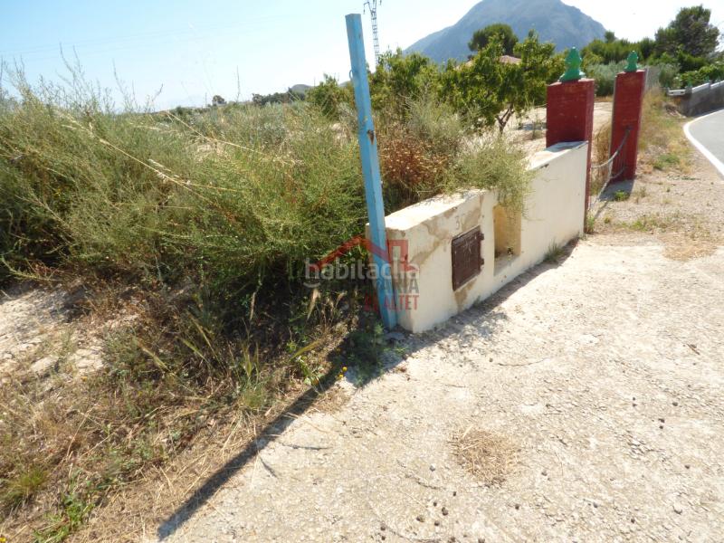 Foto d5b1f855-6877-4855-a118-a6c86eccd25d. Fondo rustico in Rebolledo Alicante