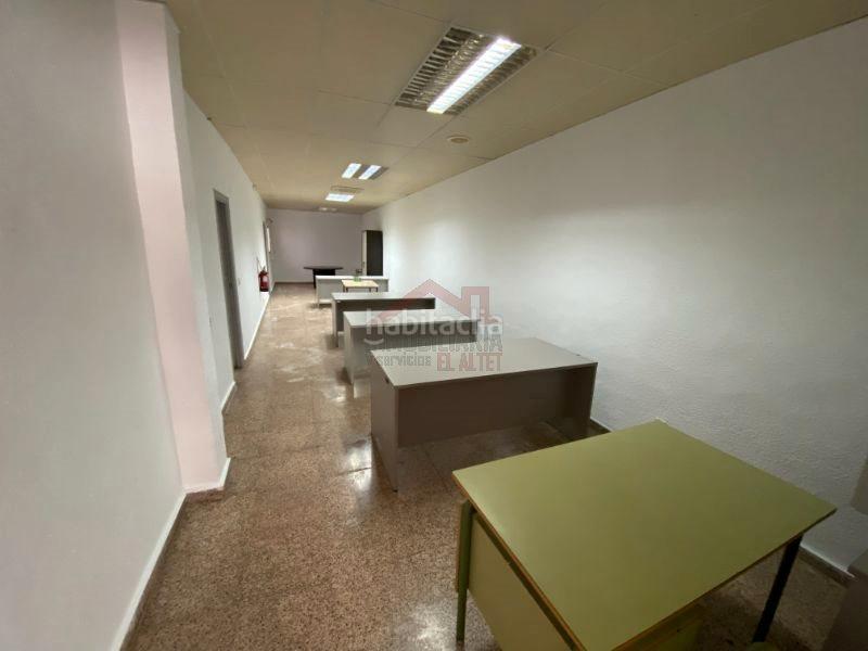 Foto 40311b94-ec6a-46b4-bc59-7b27742c2e60. Local comercial local venta en Carrús Oeste Elche / Elx