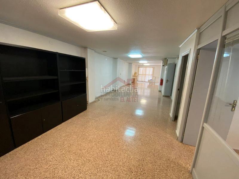 Foto 65a66b7f-7f89-4c3b-bb4f-6715d120e800. Local comercial local venta en Carrús Oeste Elche / Elx