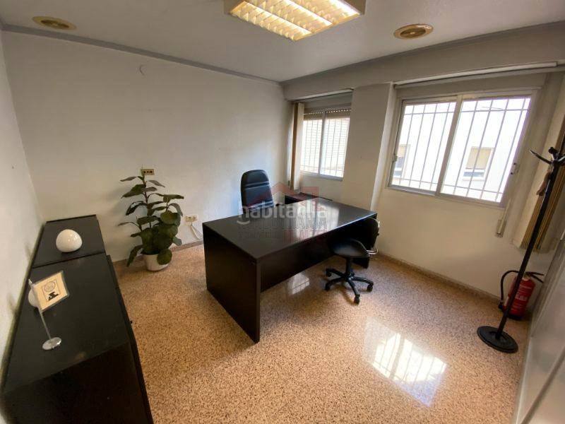 Foto 857e0752-fd38-46ee-9b9f-66907b160df6. Local comercial local venta en Carrús Oeste Elche / Elx