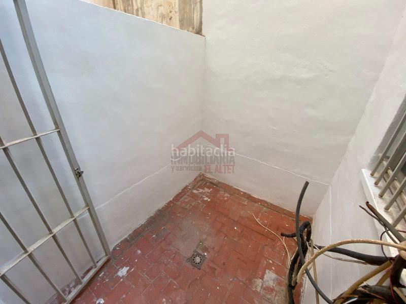 Foto 939590e8-0353-4195-8b4e-dcdb0f9881cc. Local comercial local venta en Carrús Oeste Elche / Elx