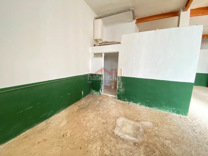 Foto 9a55a44d-2852-466c-a8c0-6c283fa658db. Local comercial local venta en El Altet Elche / Elx