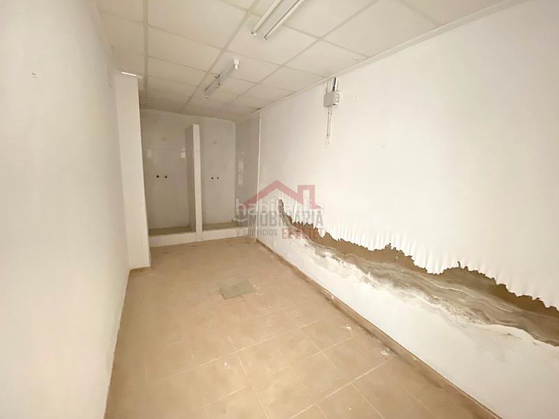 Foto e2ba8c52-9e34-4f3b-9ee4-966192b5e69e. Local comercial local venta en El Altet Elche / Elx