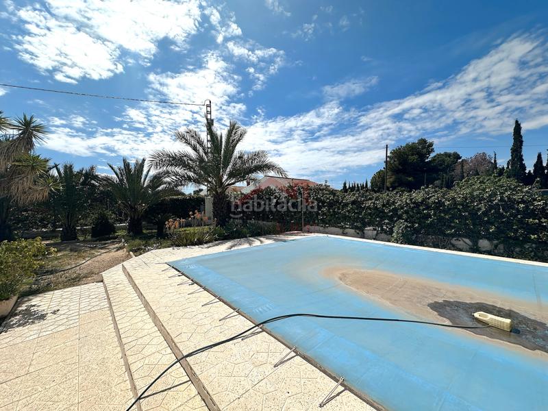 Foto 85145e26-dbef-4150-8d2d-128de20d5980. Xalet amb xemeneia calefacció aparcament piscina a Elche / Elx
