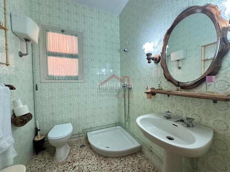 Foto d8de6958-ea8a-4cad-9e22-18a37061f52f. Xalet amb xemeneia calefacció aparcament piscina a Elche / Elx