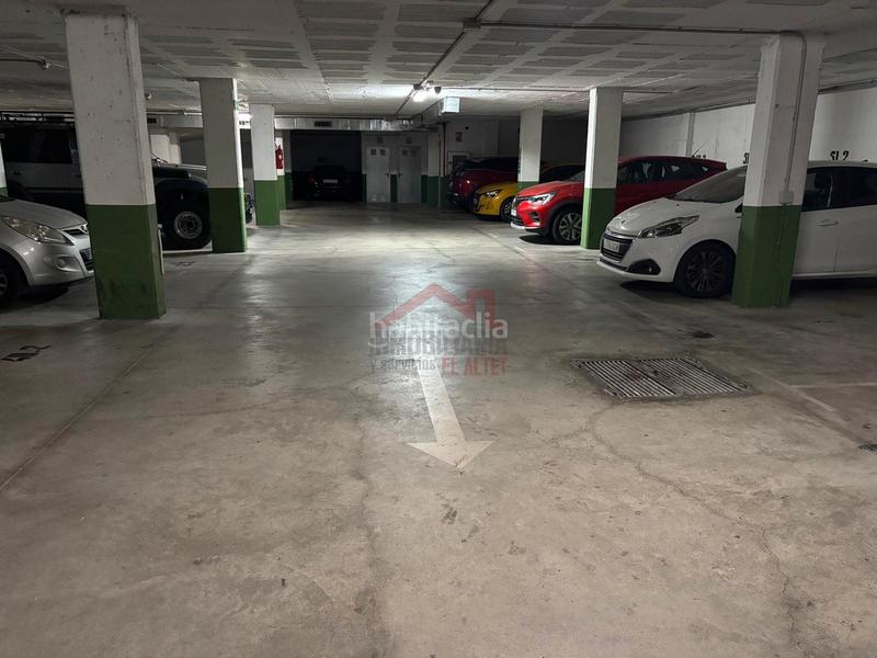 Foto 90141e93-2f7f-432a-ac0b-a5dac7471c93. Alquiler parking coche plaza garaje alquiler en El Altet Elche / Elx