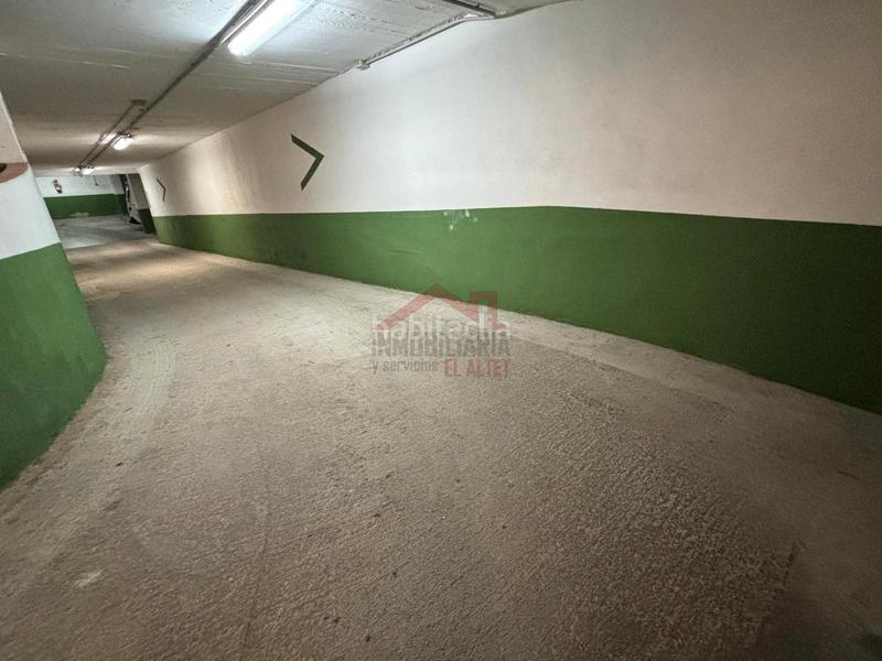Foto a87ad02b-1119-47b3-9713-e5be7857f328. Alquiler parking coche plaza garaje alquiler en El Altet Elche / Elx