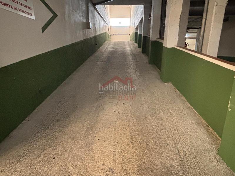 Foto af018fee-da6a-4a05-b101-ffe026a82222. Alquiler parking coche plaza garaje alquiler en El Altet Elche / Elx