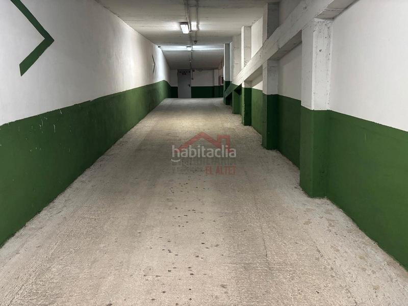 Foto b91e88df-70ab-4845-881b-a59d3dde518a. Alquiler parking coche plaza garaje alquiler en El Altet Elche / Elx