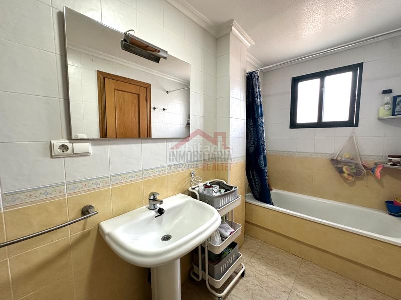 Foto 1824fd3c-2382-4d54-9aba-4e61ba0070b8. Piso  venta en El Altet Elche / Elx