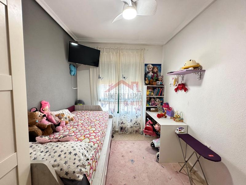 Foto 30516560-bd21-41ed-9c88-403846deb91c. Piso  venta en El Altet Elche / Elx