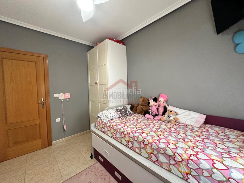 Foto 3f106f8f-10c5-4aed-b2d4-aa21fd194232. Piso  venta en El Altet Elche / Elx