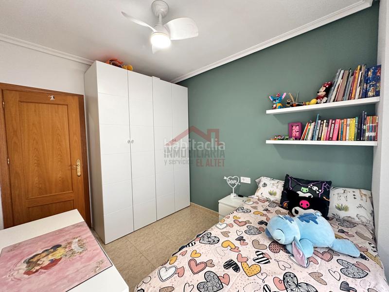 Foto 6a95615d-9c98-43e9-8a09-86551e2054b6. Piso  venta en El Altet Elche / Elx