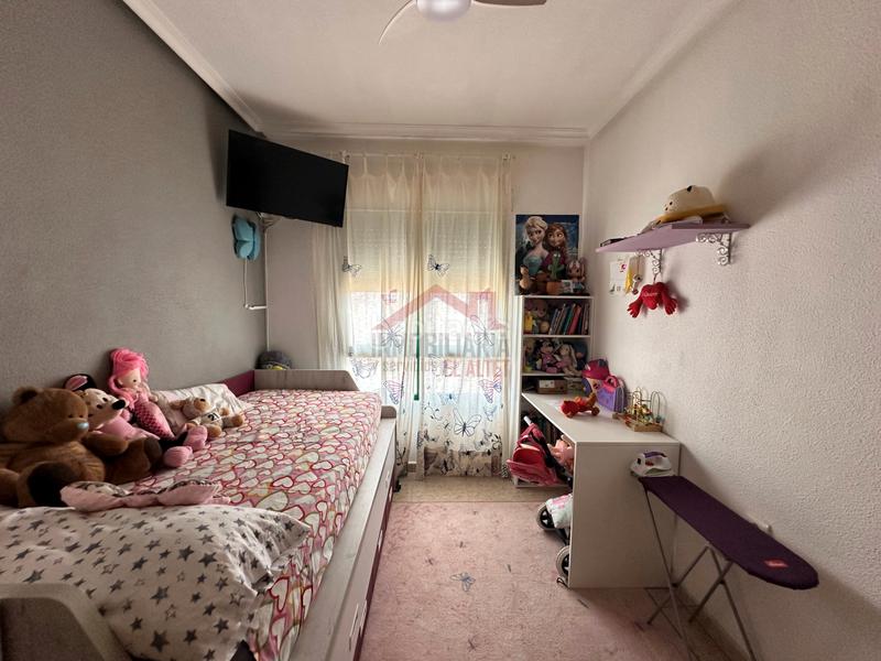 Foto a55a84a5-b524-4f8e-b66e-930891e0d9d8. Piso  venta en El Altet Elche / Elx