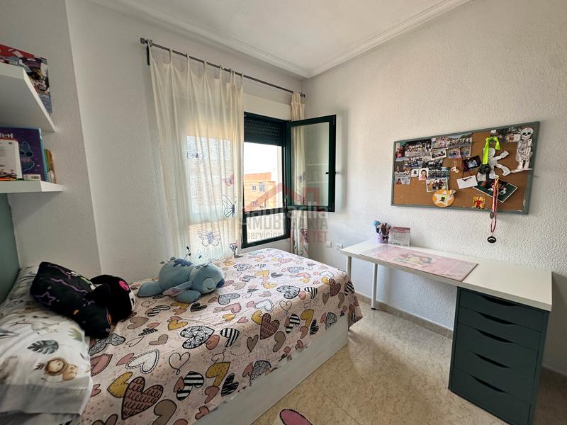 Foto ea21e799-3889-4099-972c-935429c4cfea. Piso  venta en El Altet Elche / Elx