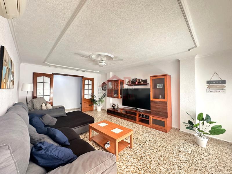 Foto 25f3c2cb-45ee-476b-806c-8a9d8659a8bb. Etagenwohnung mit heizung in El Altet Elche / Elx