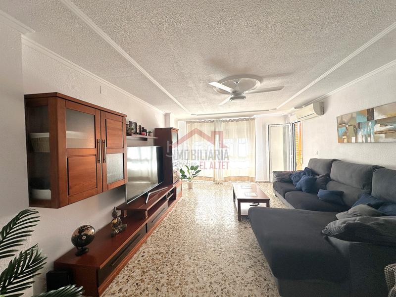 Foto 3703e56c-10e6-4b97-97bb-ddf38caa38d2. Etagenwohnung mit heizung in El Altet Elche / Elx