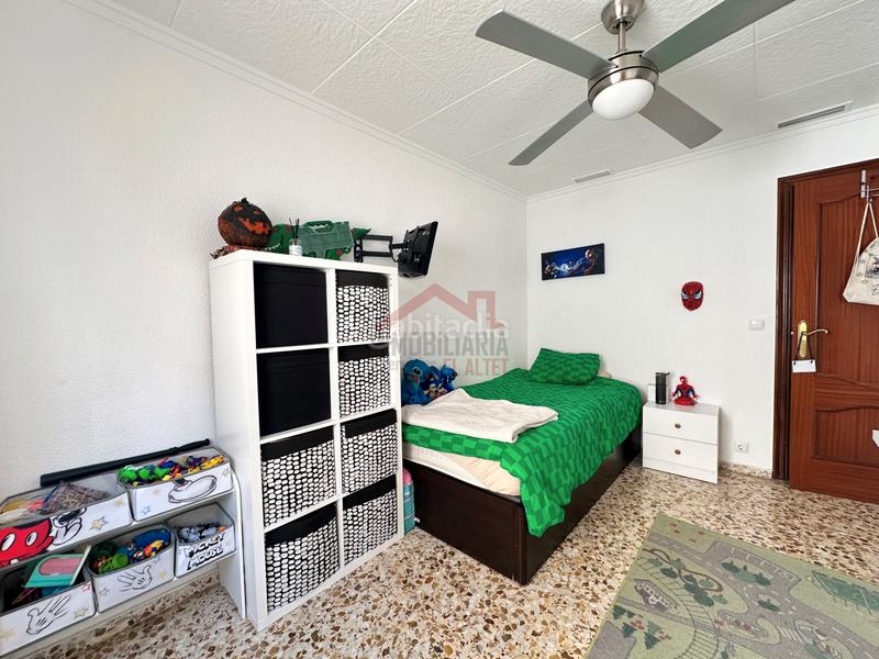 Foto 641b5d92-ee65-43ec-9910-19ddae5da682. Etagenwohnung mit heizung in El Altet Elche / Elx