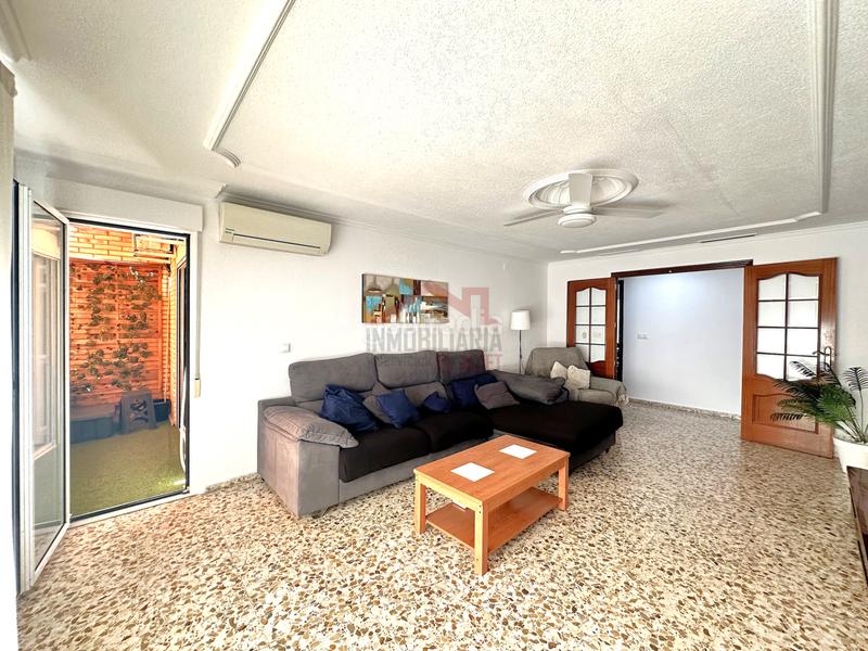 Foto 8e28ee13-51ba-464e-b7f1-97e6e9c8c598. Etagenwohnung mit heizung in El Altet Elche / Elx