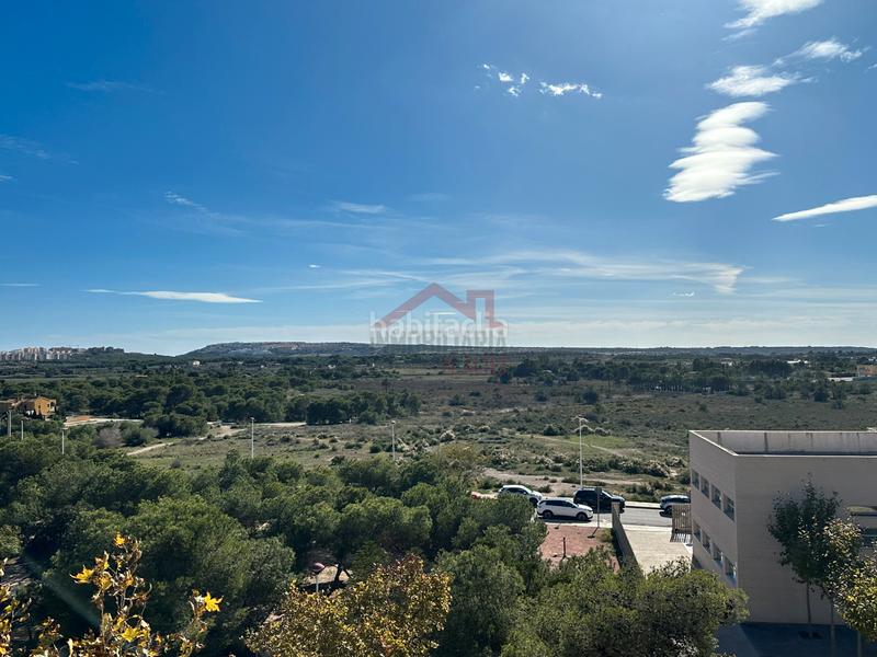 Foto ca21ca4d-1136-4afa-a48a-89f18629dc13. Etagenwohnung mit heizung in El Altet Elche / Elx