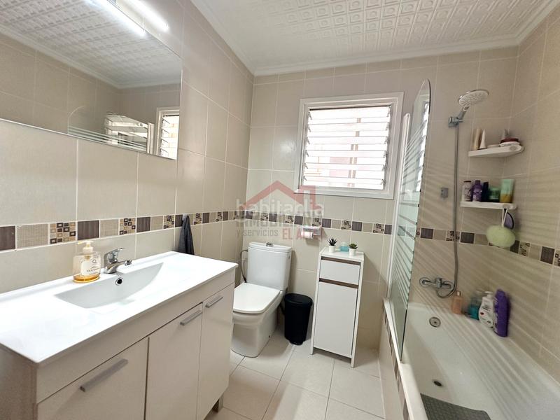 Foto d287dcc3-2b30-45a1-af99-87e94eebc503. Etagenwohnung mit heizung in El Altet Elche / Elx