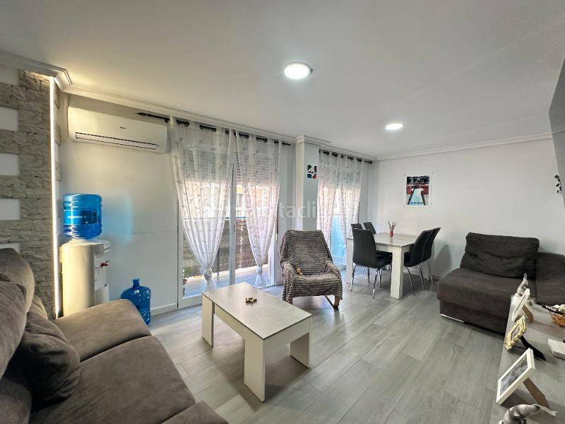 Foto 18f5fa67-5cda-453e-ad3a-e1f7f8fb0b18. Piso  venta en El Altet Elche / Elx