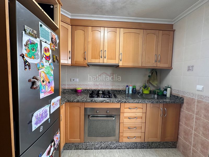 Foto 1f741caa-0acc-47ce-8c16-e492369b8a52. Pis amb calefacció aparcament a El Altet Elche / Elx