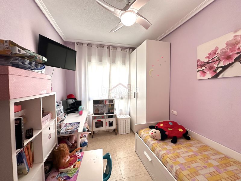 Foto bfead706-5af0-44db-911c-48fb83ac6f71. Pis amb calefacció aparcament a El Altet Elche / Elx