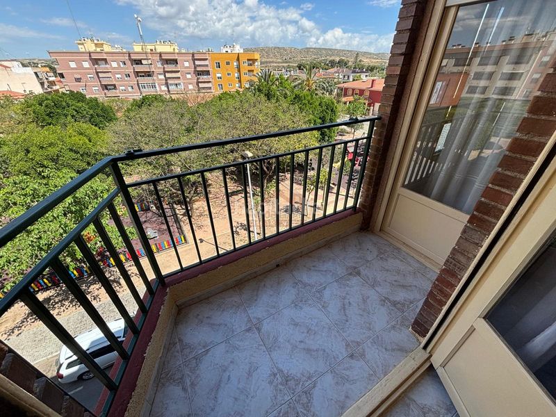 Foto e764f6e0-b859-48fa-8f6d-a3f13d094a4b. Piso  venta en Torrellano Elche / Elx