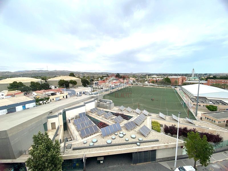 Foto 245f08b0-1a13-4364-a46b-456ea4ce1b08. Piso  venta en San Crispín Elche / Elx